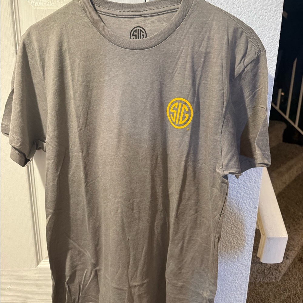 Men’s Sig Sauer T-shirt